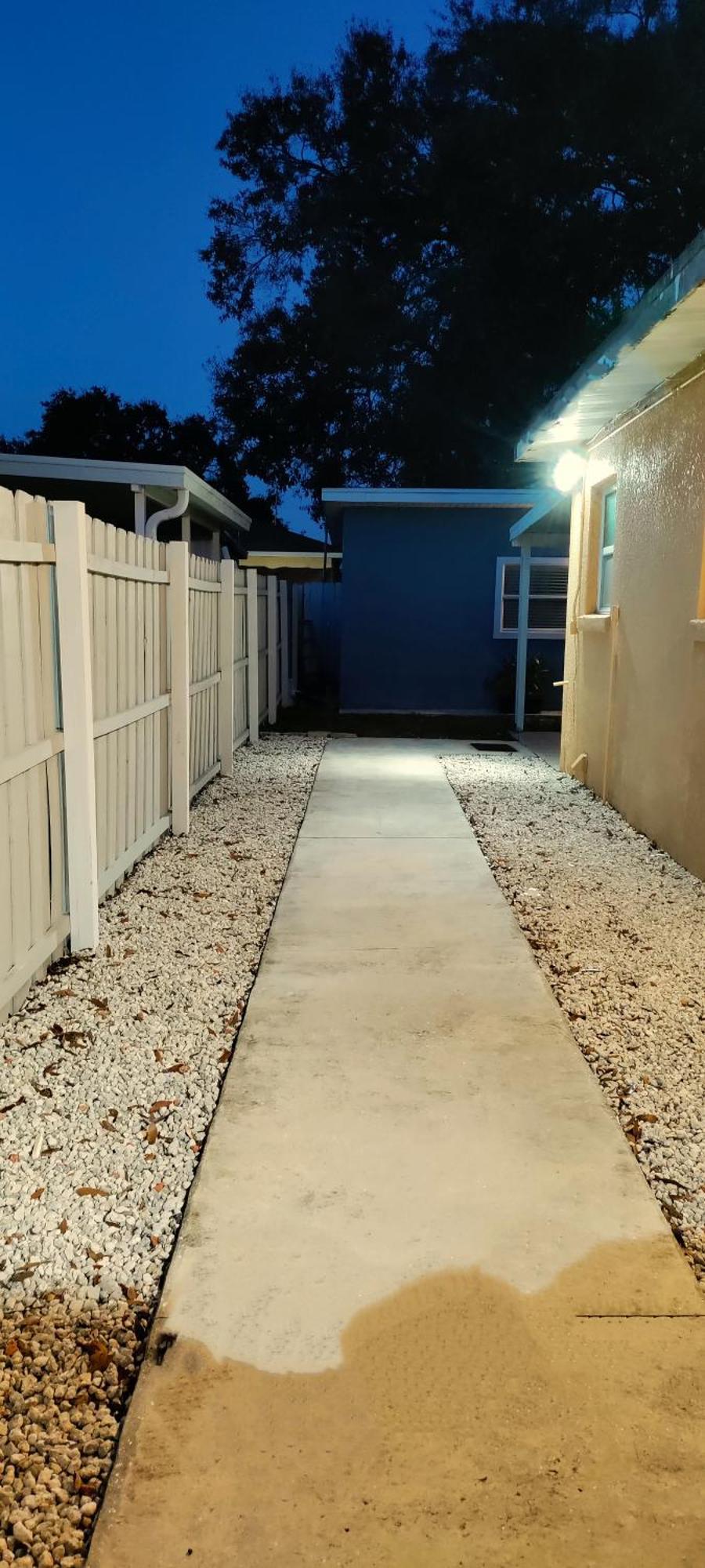 Loft Close To Downtown, Raymond Stadium, Airport And Many Places Apartment