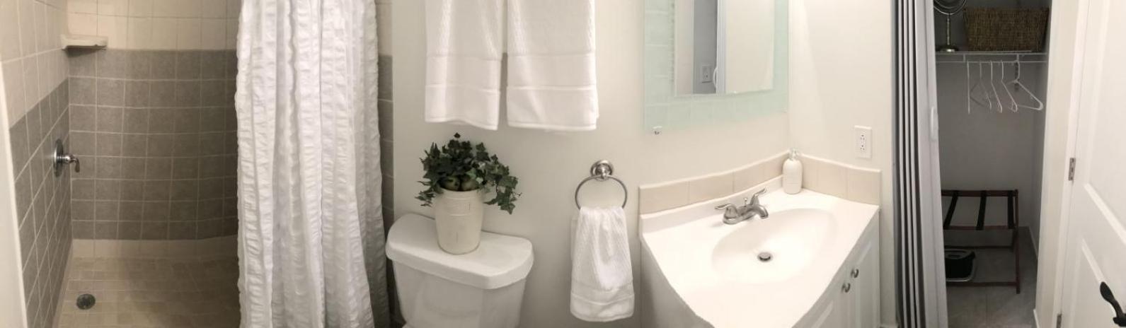 Apartment Loft Close To Downtown, Raymond Stadium, Airport And Many Places Tampa